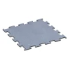 Fitness Performance Elite pavimento deportivo von WARCO im Farbdesign Gris niebla mit den Abmessungen 100 x 100 x 1,5 cm | 1,00 m². Produktfoto von Artikel 6148 in der Aufsicht von schräg vorne.