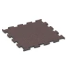Fitness Performance Elite pavimento deportivo von WARCO im Farbdesign Rojo mineral mit den Abmessungen 50 x 50 x 1,5 cm | 0,25 m². Produktfoto von Artikel 6153 in der Aufsicht von schräg vorne.