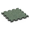 Loseta amortiguadora puzzle von WARCO im Farbdesign Césped inglés mit den Abmessungen 46 x 46 × 2,8 cm. Produktfoto von Artikel 6933 in der Aufsicht von schräg vorne.
