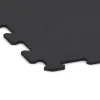 Detailaufnahme der Randausprägung von WARCO-Produkt 1064, Suelo de Fitness Compacto, Format 970 x 970 x 8 mm, Farbe Antracita mate.