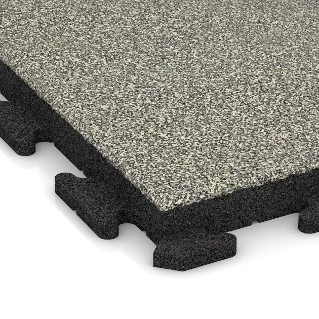 Detailaufnahme der Randausprägung von WARCO-Produkt 1423, Baldosa exterior Classic, Format 500 x 500 x 50 mm, Farbe Granito claro.