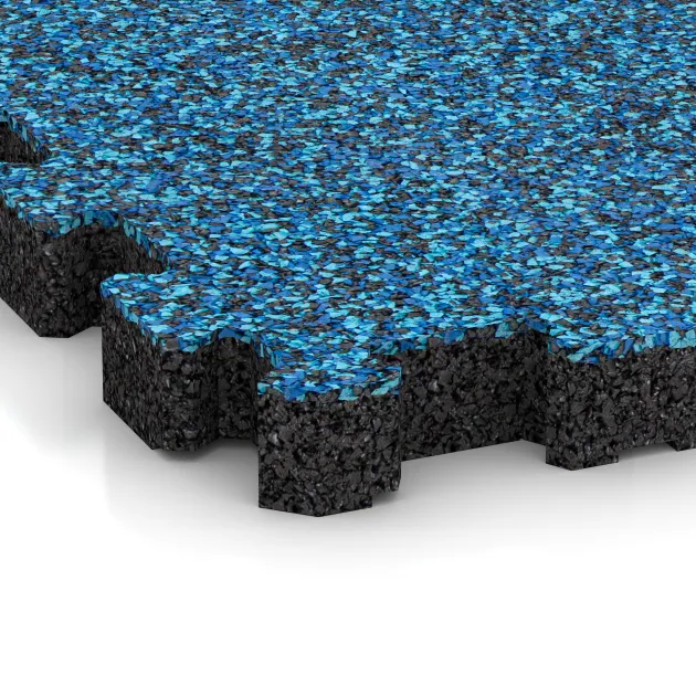 Detailaufnahme der Randausprägung von WARCO-Produkt 5419, Baldosa borde piscina sin juntas, Format 306 x 306 x 30 mm, Farbe Atlántico.