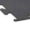 Detailaufnahme der Randausprägung von WARCO-Produkt 3753, Pavimento Fitness Performance Elite, Format , Farbe Rojo ligeramente moteado.