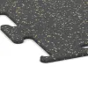Detailaufnahme der Randausprägung von WARCO-Produkt 3752, Pavimento Fitness Performance Elite, Format , Farbe Amarillo ligeramente moteado.