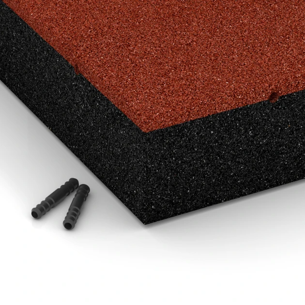 Detailaufnahme der Randausprägung von WARCO-Produkt 6278, Baldosa amortiguadora – 300 cm, Format 50 x 50 x 11 cm, Farbe Rojo ladrillo.