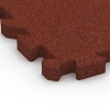 Detailaufnahme der Randausprägung von WARCO-Produkt 6994, Losetas de caucho para gimnasio, Format 50 x 50 x 4 cm | 0,25 m², Farbe Rojo ladrillo.