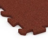Detailaufnahme der Randausprägung von WARCO-Produkt 6410, Baldosa para balcón, Format 50 x 50 x 2 cm | 0,25 m², Farbe Rojo ladrillo.