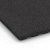 Detailaufnahme der Randausprägung von WARCO-Produkt 6389, Loseta de caucho para cuadras Lujo, Format 100 x 50 x 4,5 cm | 0,50 m², Farbe Antracita.