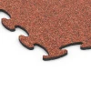 Detailaufnahme der Randausprägung von WARCO-Produkt 6926, Baldosa ferial encajable, Format 98 x 98 × 1,8 cm, Farbe Etna.