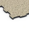 Detailaufnahme der Randausprägung von WARCO-Produkt 6856, Fitness Active suelo, Format 97,1 x 97,1 x 2,8 cm, Farbe Travertino.