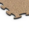 Detailaufnahme der Randausprägung von WARCO-Produkt 6889, Suelo Fitness Max, Format 98 x 98 x 2,8 cm, Farbe Terracota.