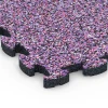 Detailaufnahme der Randausprägung von WARCO-Produkt 6819, Loseta efecto piedra encajable, Format 28,9 x 28,9 x 1,8 cm, Farbe Lavanda.
