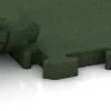 Großaufnahme vom Verbindungssystem von WARCO-Boden 3483 - Esterilla Protectora Fitness HD im Farbdesign Verde hierba. Abmessungen 1000 x 1000 x 40 mm.