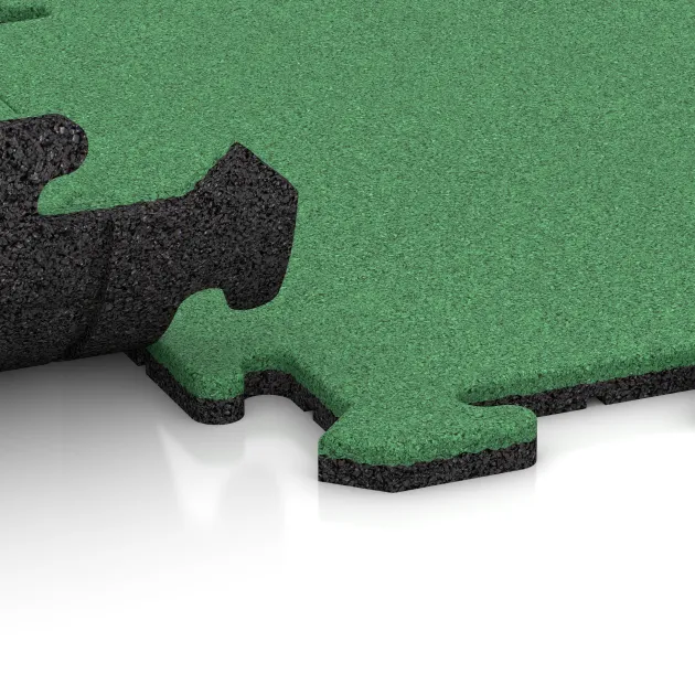 Großaufnahme vom Verbindungssystem von WARCO-Boden 6198 - Baldosa exterior im Farbdesign Verde primavera. Abmessungen 500 x 500 x 18 mm.