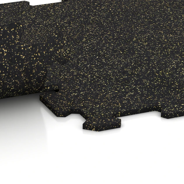 Großaufnahme vom Verbindungssystem von WARCO-Boden 0926 - Suelo de Fitness Compacto im Farbdesign Amarillo ligeramente moteado. Abmessungen 485 x 485 x 8 mm | 0,235 m².