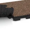 Großaufnahme vom Verbindungssystem von WARCO-Boden 1302 - Paving slab im Farbdesign Café con leche. Abmessungen 500 x 500 x 40 mm.
