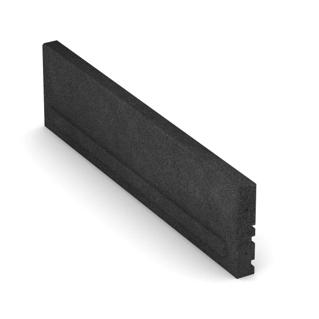 Großaufnahme vom Verbindungssystem von WARCO-Boden 3784 - Bordillo elástico im Farbdesign Antracita. Abmessungen 100 × 5 × 25 cm.