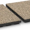 Großaufnahme vom Verbindungssystem von WARCO-Boden 6428 - Loseta amortiguadora – 120 cm im Farbdesign Travertino. Abmessungen 50 x 50 x 4 cm.