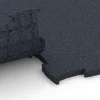 Großaufnahme vom Verbindungssystem von WARCO-Boden 6963 - Fitness Premium suelo deportivo im Farbdesign Antracita. Abmessungen 99 x 99 x 2,8 cm.