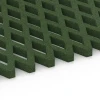 Großaufnahme vom Verbindungssystem von WARCO-Boden 7011 - Rejilla amortiguadora césped im Farbdesign Verde hierba. Abmessungen 100 x 100 x 4 cm.