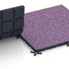 Großaufnahme vom Verbindungssystem von WARCO-Boden 7137 - Suelo de gimnasio para exterior im Farbdesign Lavanda. Abmessungen 60 x 60 x 3 cm | 0,36 m².