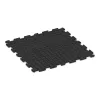 Aufsicht auf die Unterseite, also die Bodenseite von WARCO-Formteil 0216 - Baldosa deportiva HD 1,8 cm im Format 1000 x 1000 x 18 mm.