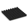 Aufsicht auf die Unterseite, also die Bodenseite von WARCO-Formteil 5570 - Loseta de caucho para parques infantiles 5 cm - EN 1177 ≤ 145 cm im Format 500 x 500 x 50 mm.