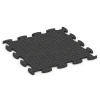 Aufsicht auf die Unterseite, also die Bodenseite von WARCO-Formteil 6888 - Suelo Fitness Max im Format 98 x 98 x 2,8 cm.