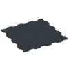 Aufsicht auf die Unterseite, also die Bodenseite von WARCO-Formteil 6968 - Fitness Premium suelo técnico im Format 99 x 99 x 1,8 cm.