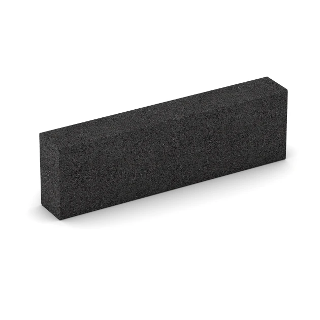 Foto der hinteren Seite vom unsymmetrischen WARCO-Formteil 7028: Bloque de escalón de caucho granulado, Design Antracita, Maße 100 x 30 x 15 cm.
